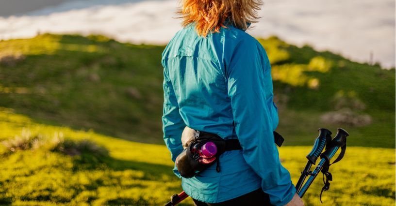 Jaką nerkę turystyczną wybrać? Najlepsze saszetki biodrowe w góry i na rower